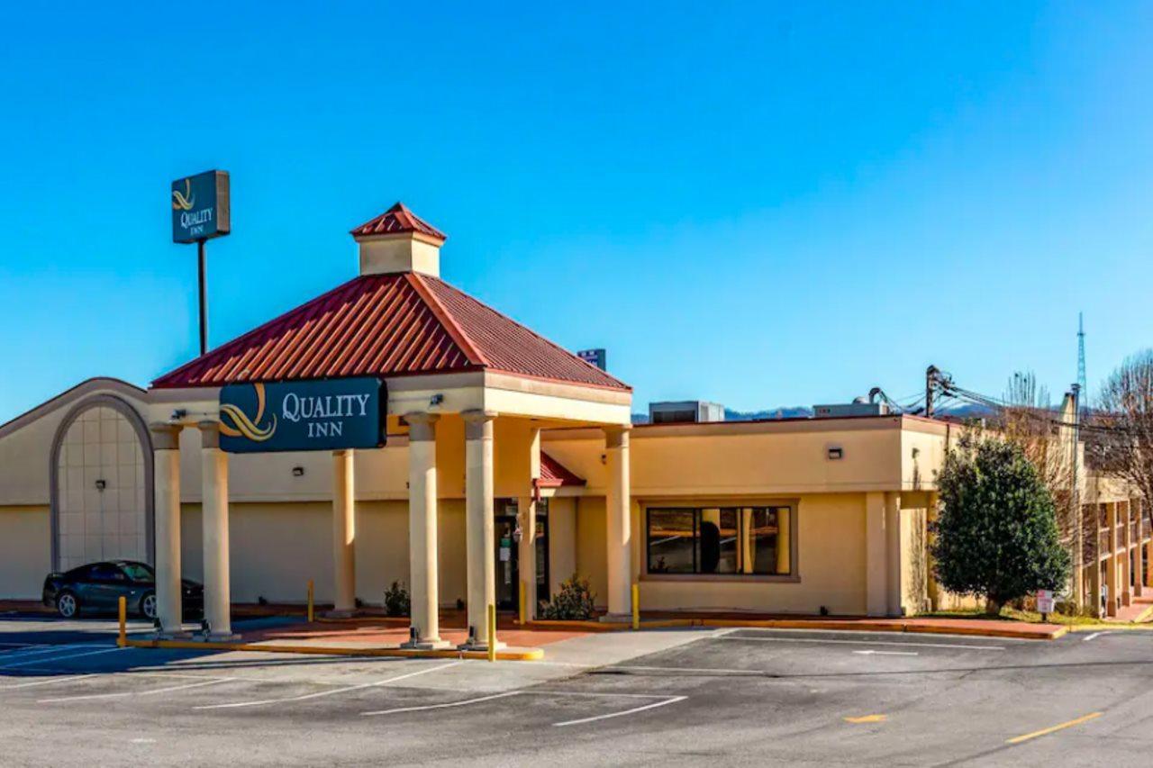 Quality Inn Newport Extérieur photo