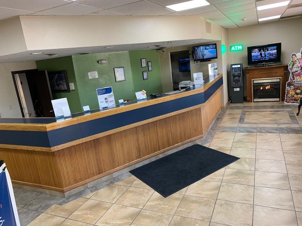 Quality Inn Newport Extérieur photo