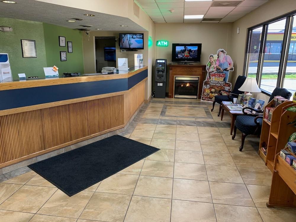 Quality Inn Newport Extérieur photo