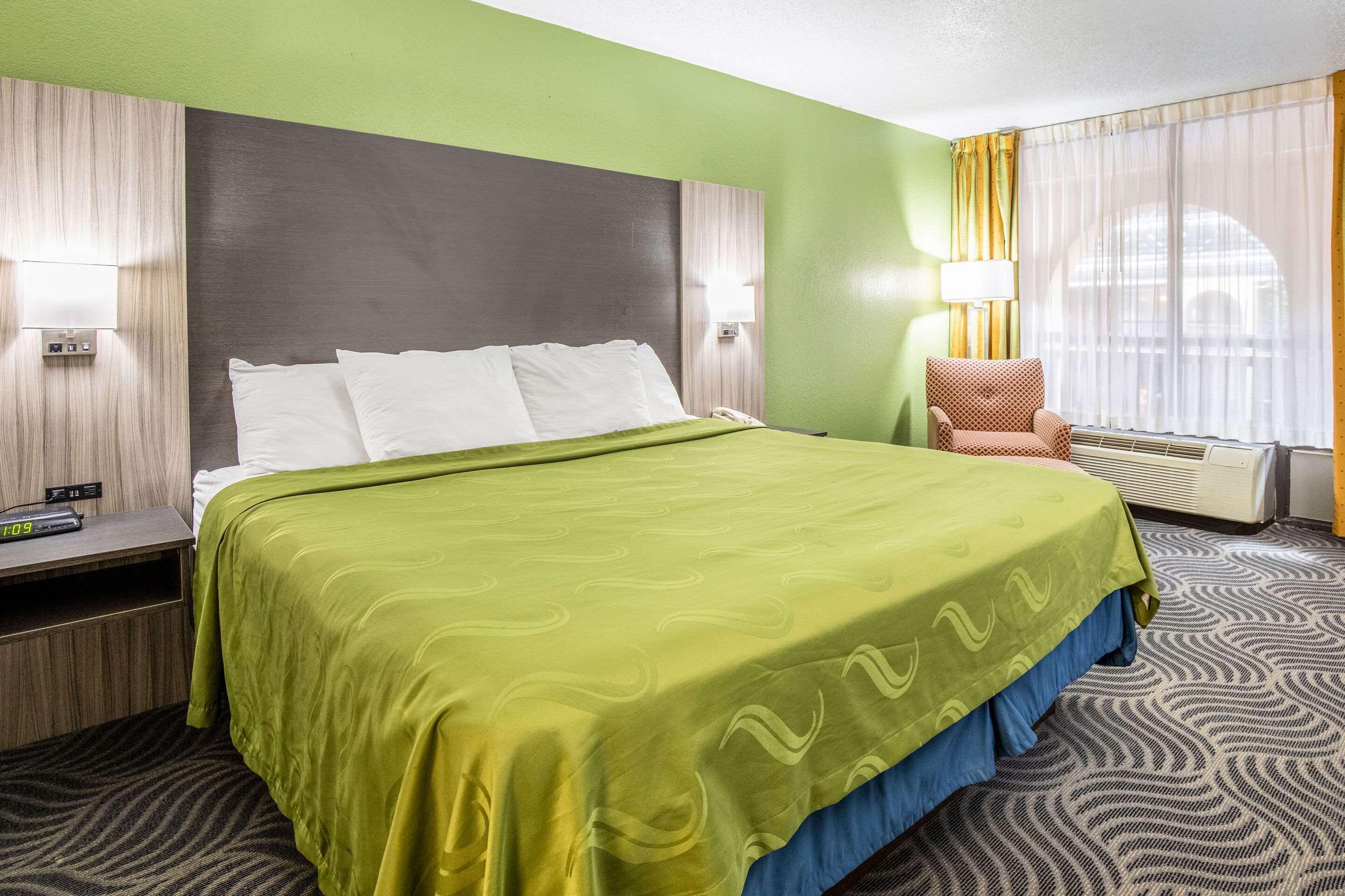 Quality Inn Newport Extérieur photo