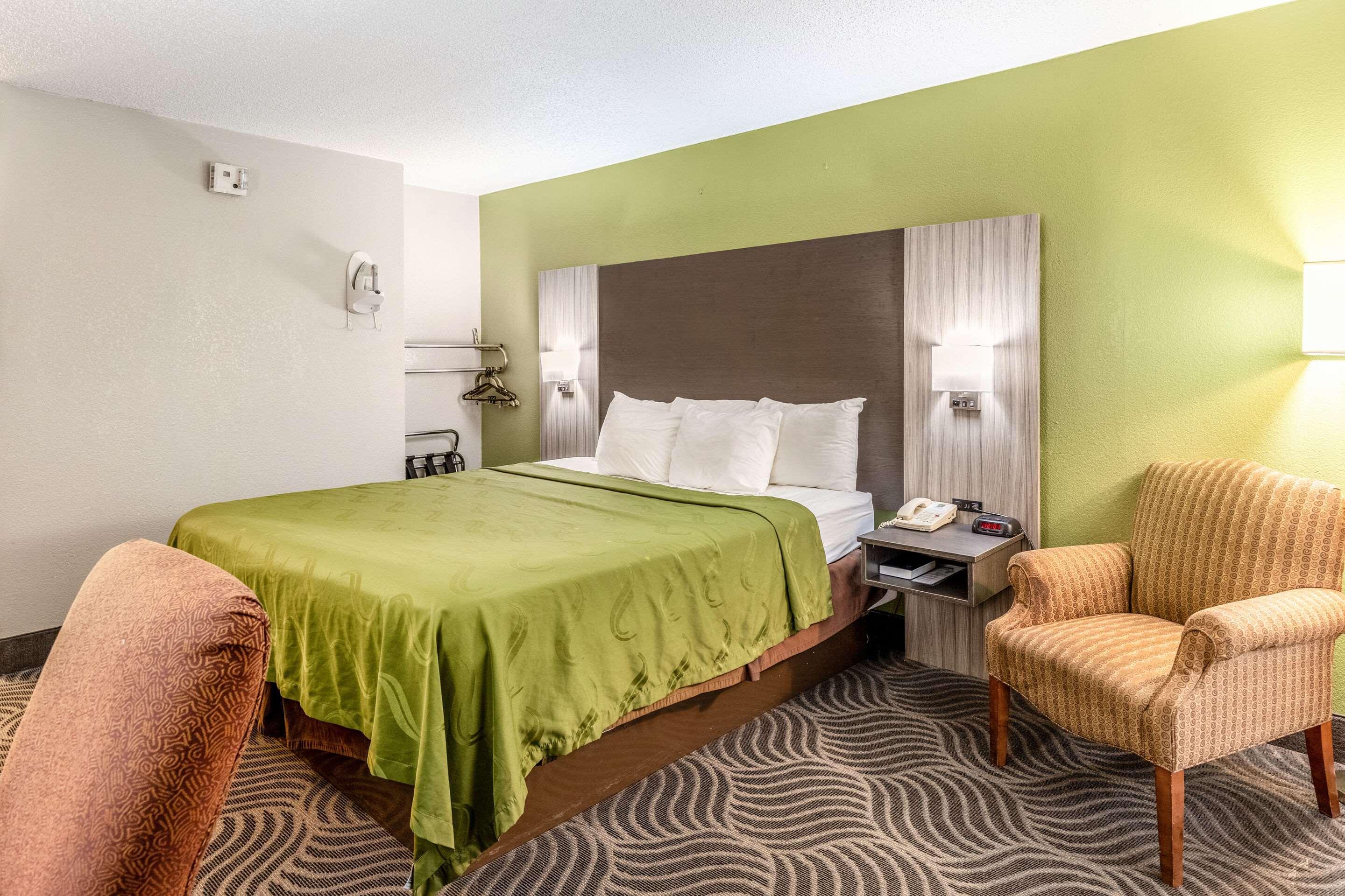 Quality Inn Newport Extérieur photo