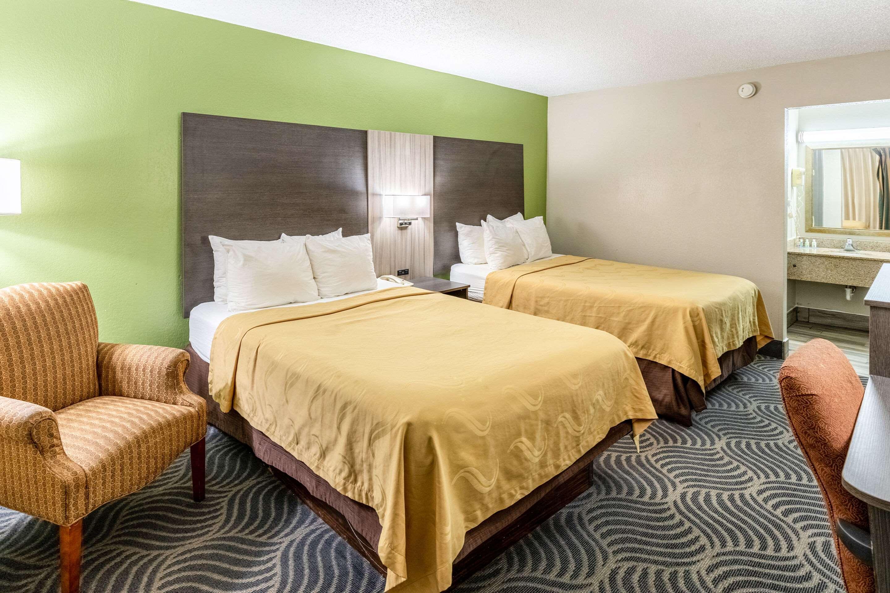Quality Inn Newport Extérieur photo