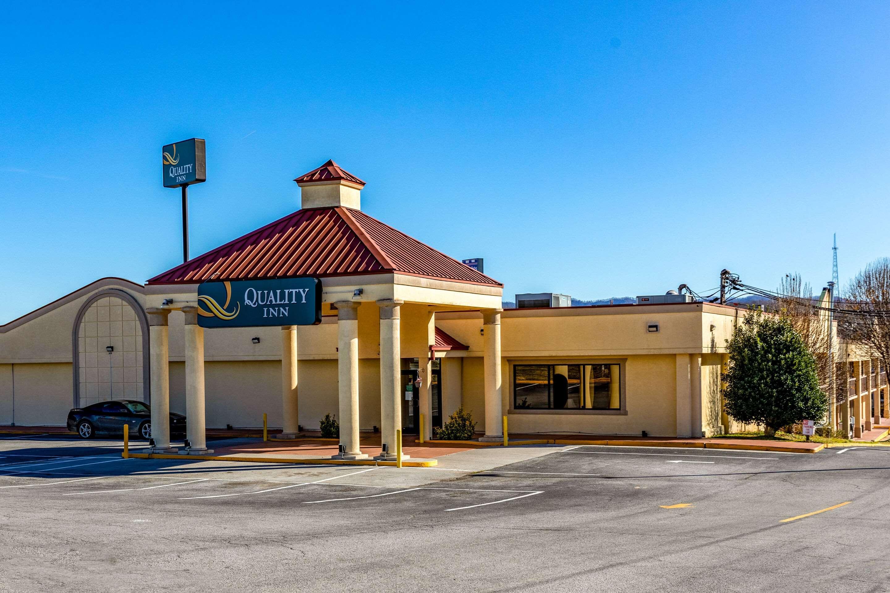 Quality Inn Newport Extérieur photo