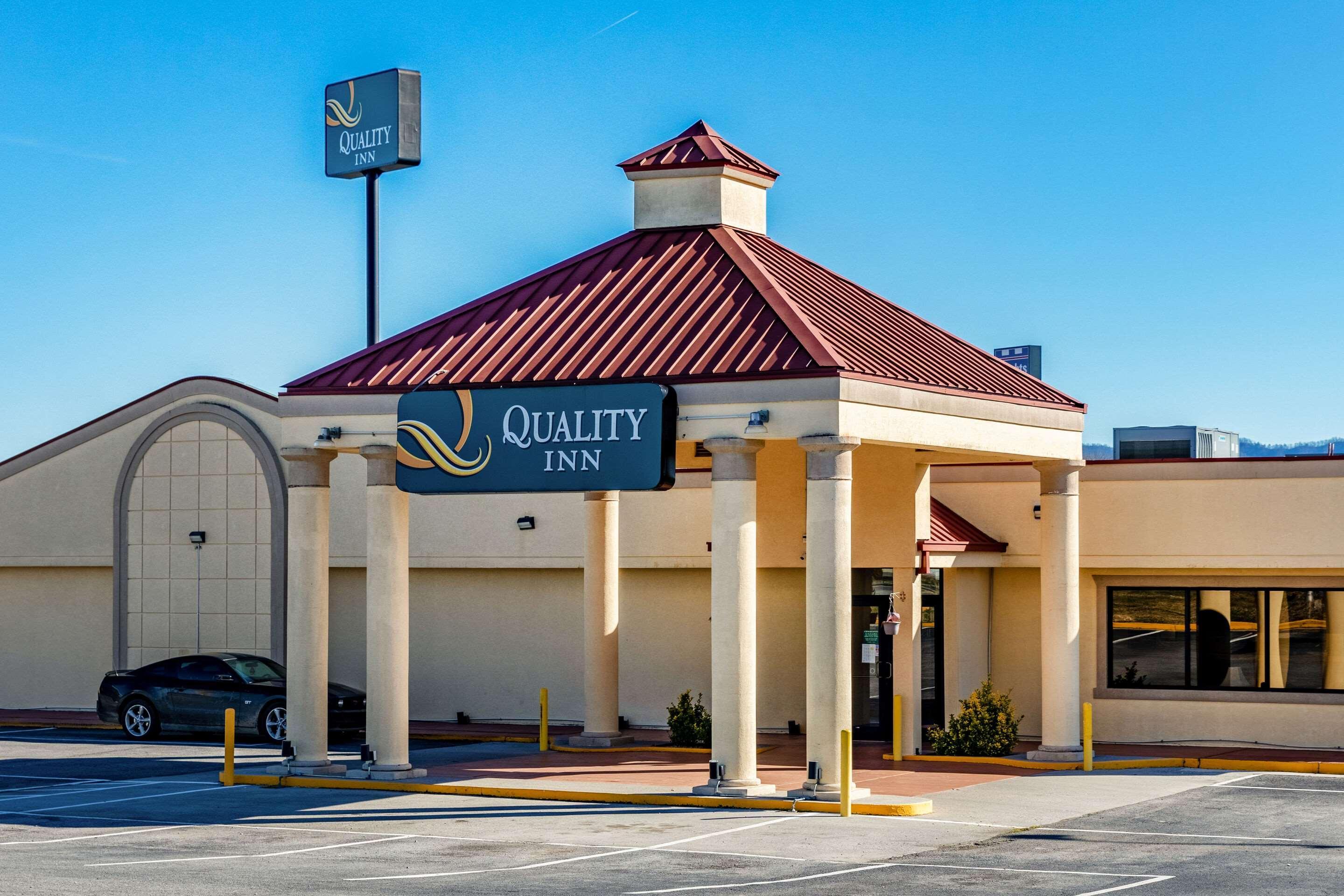 Quality Inn Newport Extérieur photo